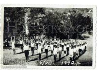 1947 ΜΙΚΡΗ ΠΑΛΙΑ ΦΩΤΟΓΡΑΦΙΑ ΜΑΘΗΤΕΣ ΘΕΡΙΝΟ CAMP ΦΥΣΙΚΗ ΑΓΩΓΗ ZH158