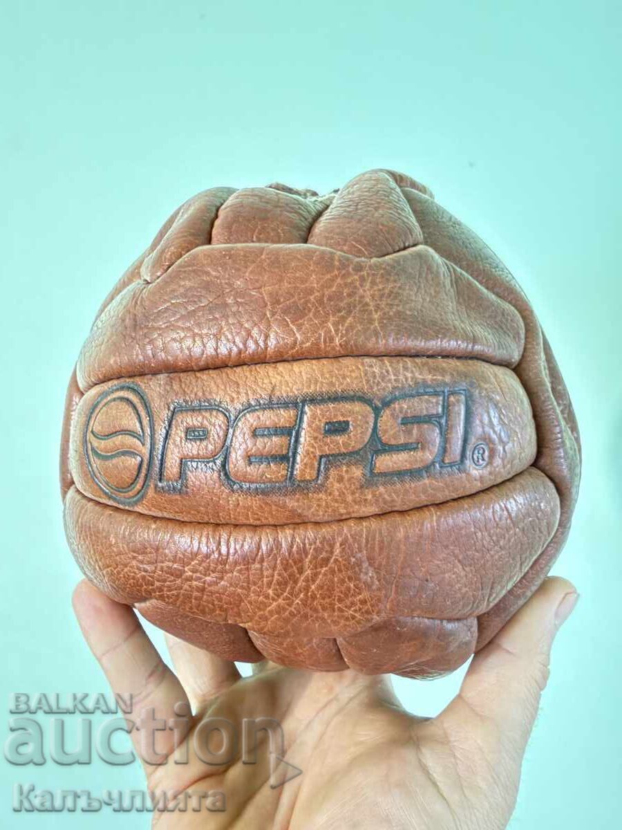 Minge de fotbal veche - Pepsi