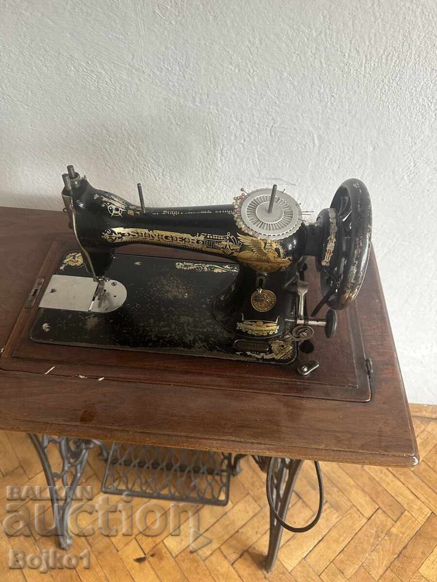 Singer sewing machine