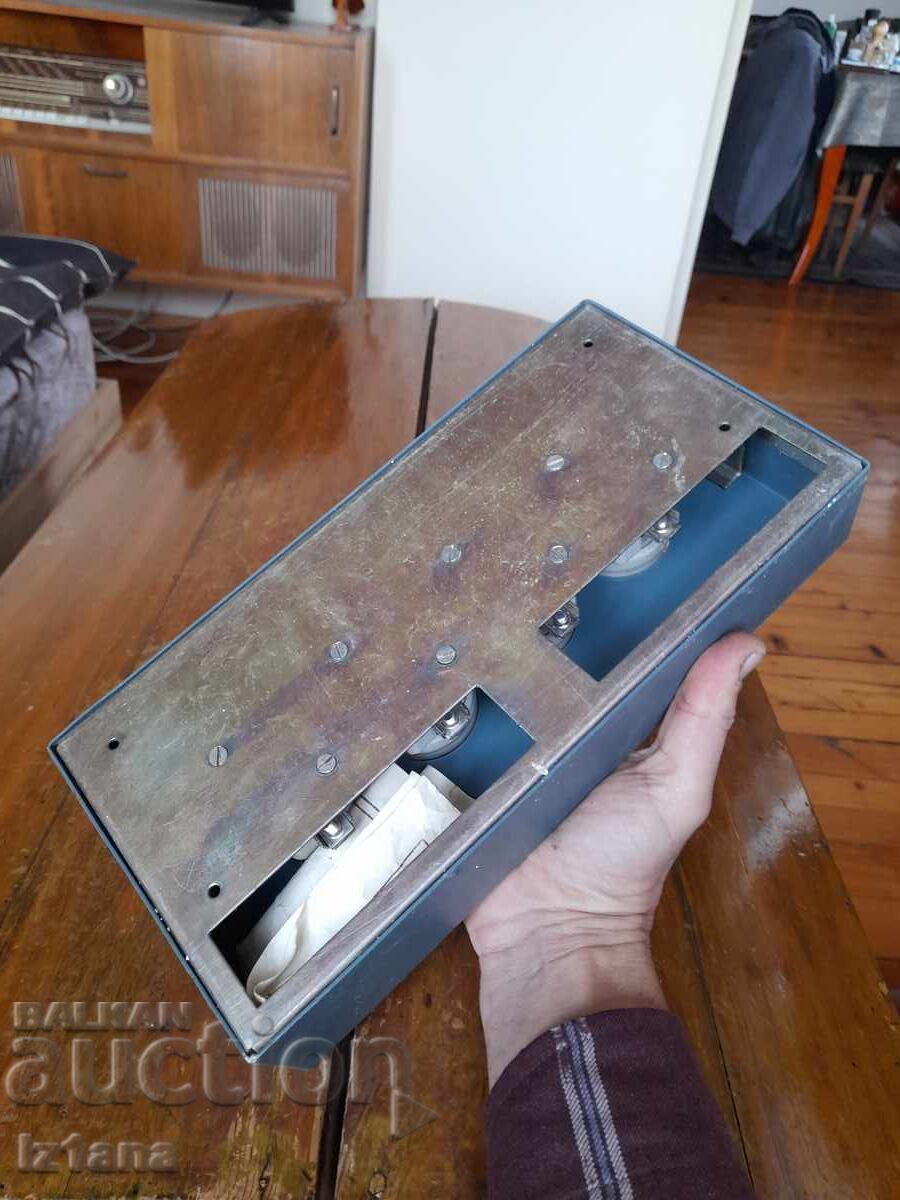 Δημοπρασία Παλιό Μπουσοννό, Ηλεκτρικός πίνακας