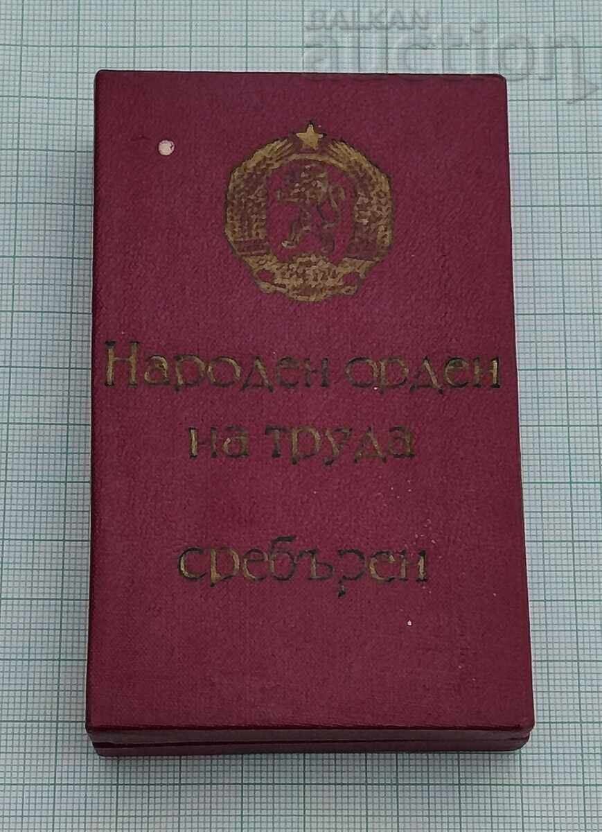 ORDINUL NAȚIONAL AL MUNCII CUTIA DE ARGINT 196.. cu preț € 9.00 | 17.60 BGN