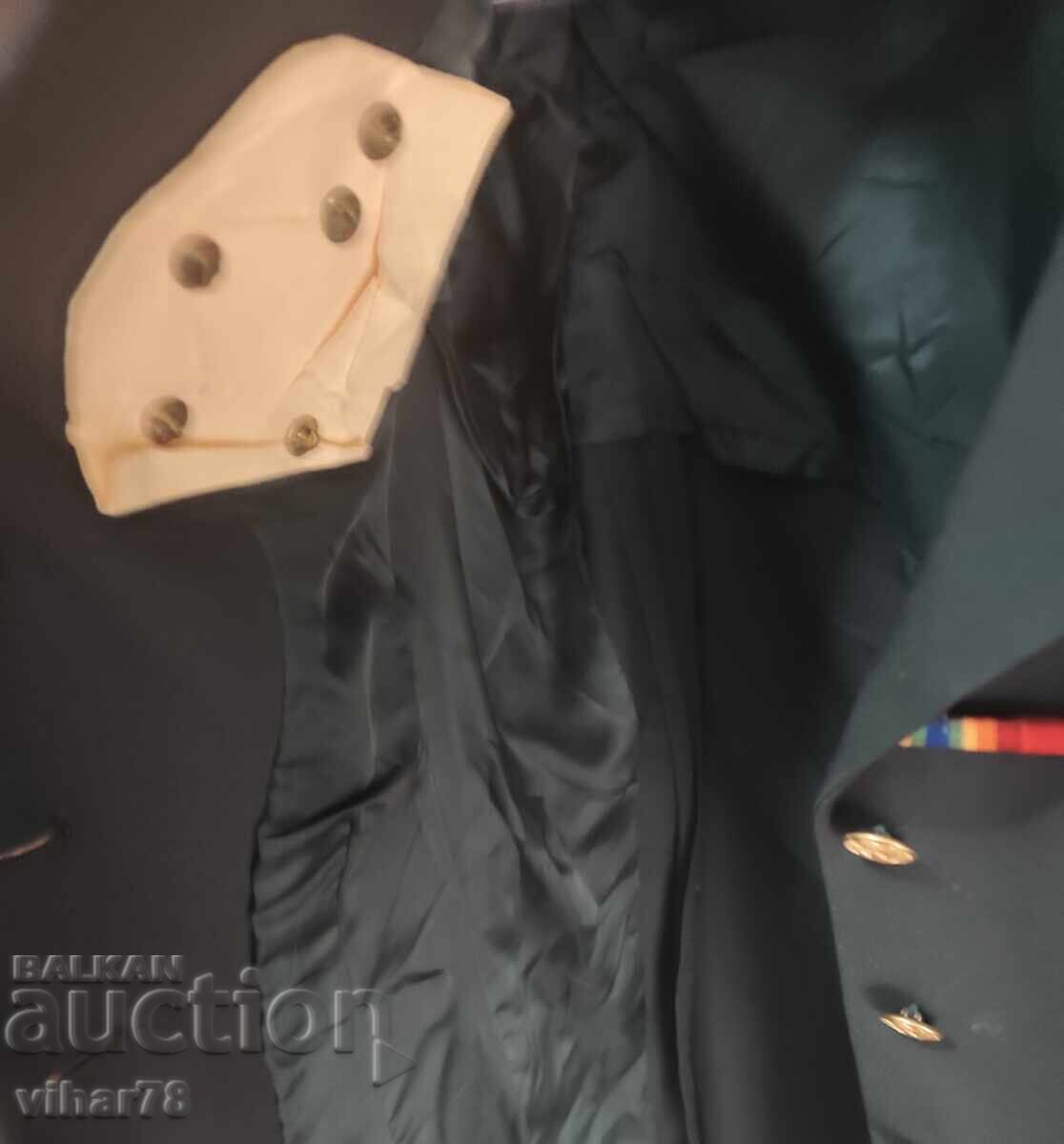 Licitație Jachetă Americană Veche