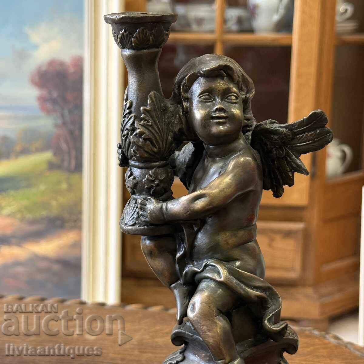 Cupidon de bronz cu preț € 250.00 | 488.96 BGN Cupidon de bronz cu preț € 250.00 | 488.96 BGN