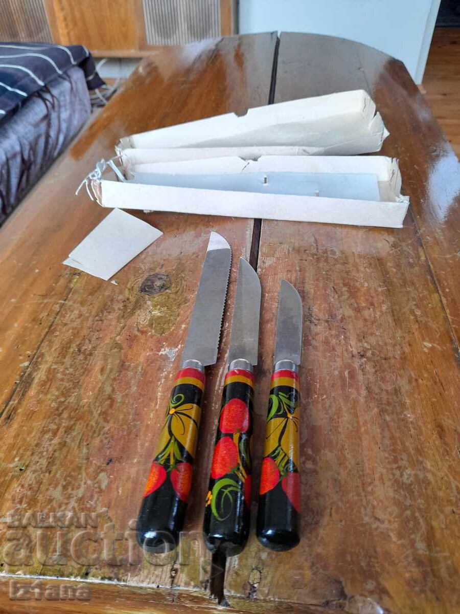 Livrarea Set complet de cuțite de bucătărie rusești