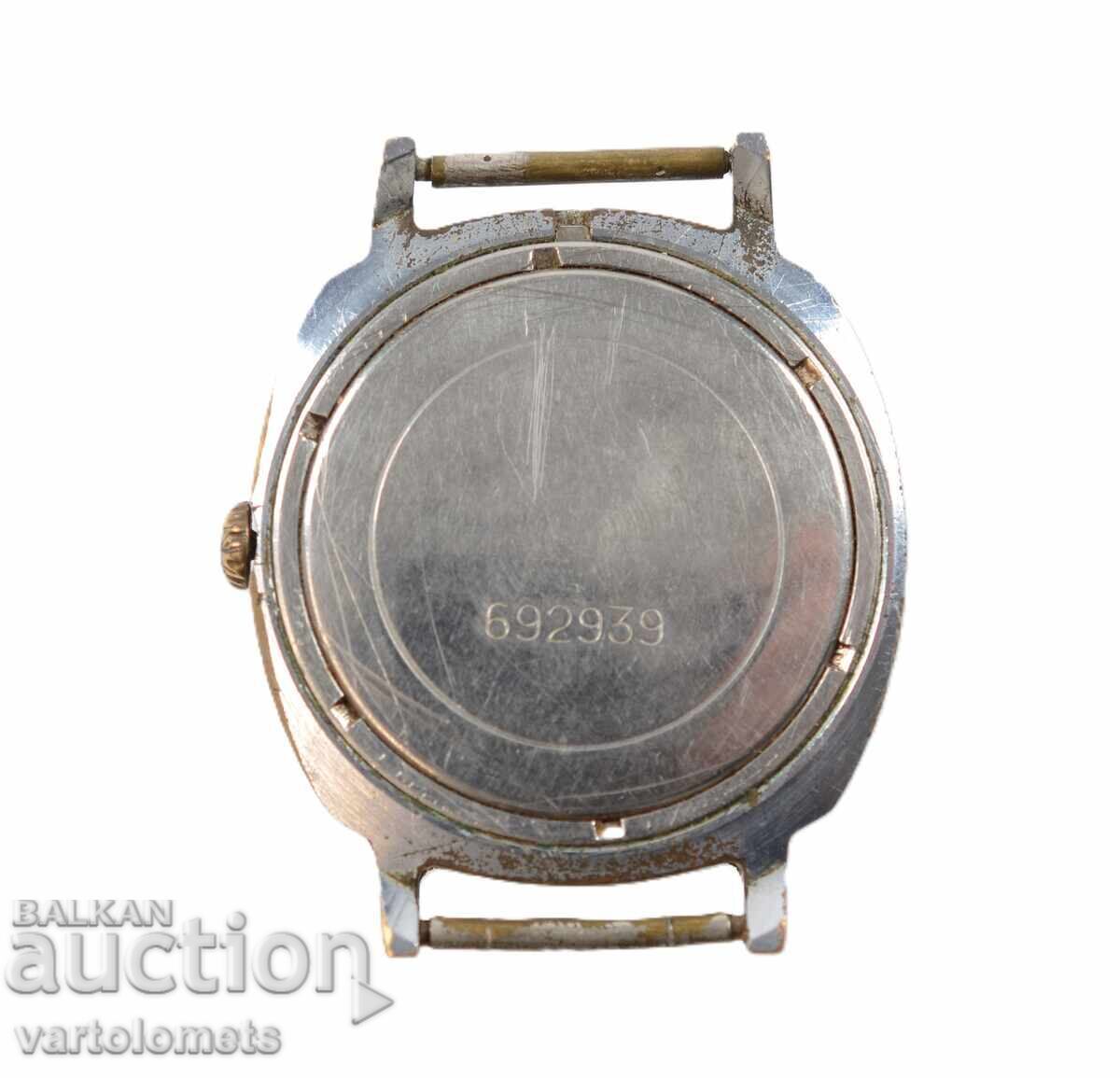 Мъжки часовник UMF RUHLA - работи с цена € 4.00 | 7.82 лв. Мъжки часовник UMF RUHLA - работи с цена € 4.00 | 7.82 лв.