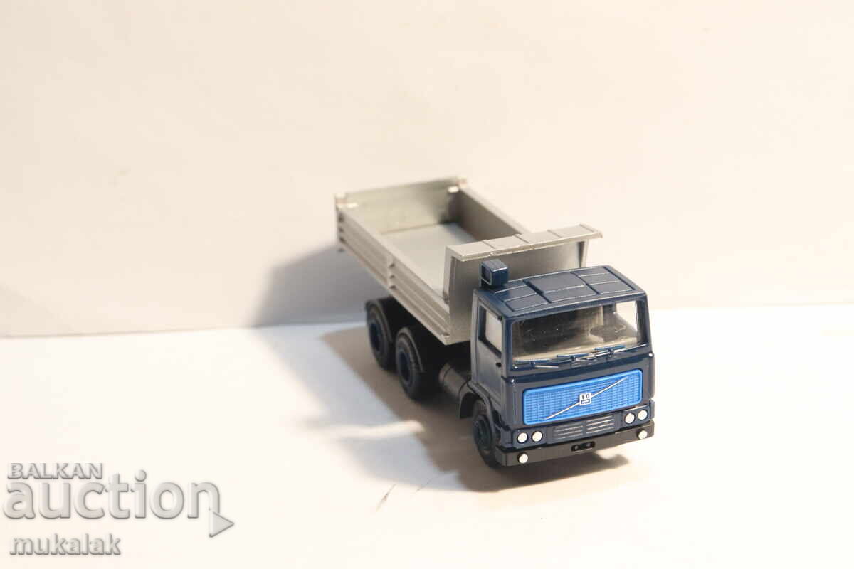 Livrarea HERPA 1:87 H0 VOLVO CAMION BASCULANT MODEL