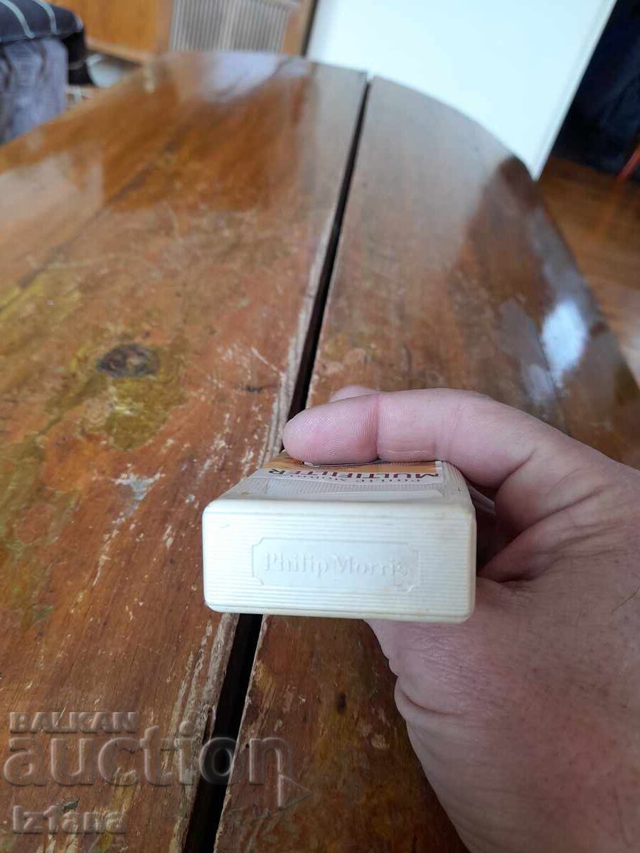 Παλιό κουτί τσιγάρων Philip Morris Multifilter - 5 Παλιό κουτί τσιγάρων Philip Morris Multifilter - 5