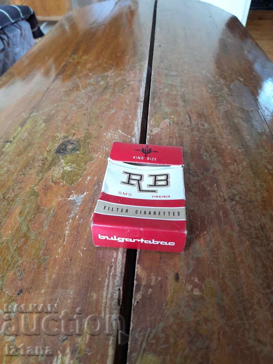 Cutie veche de țigări RB Cutie veche de țigări RB