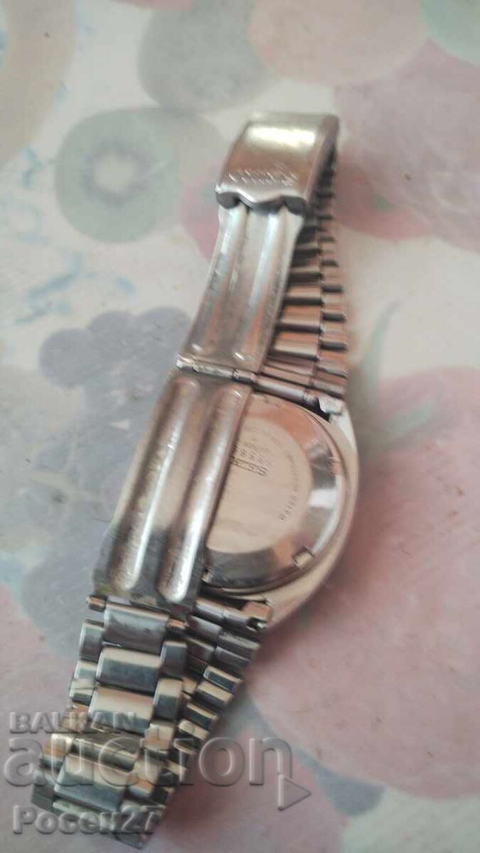 Аукцион Часовник seiko5