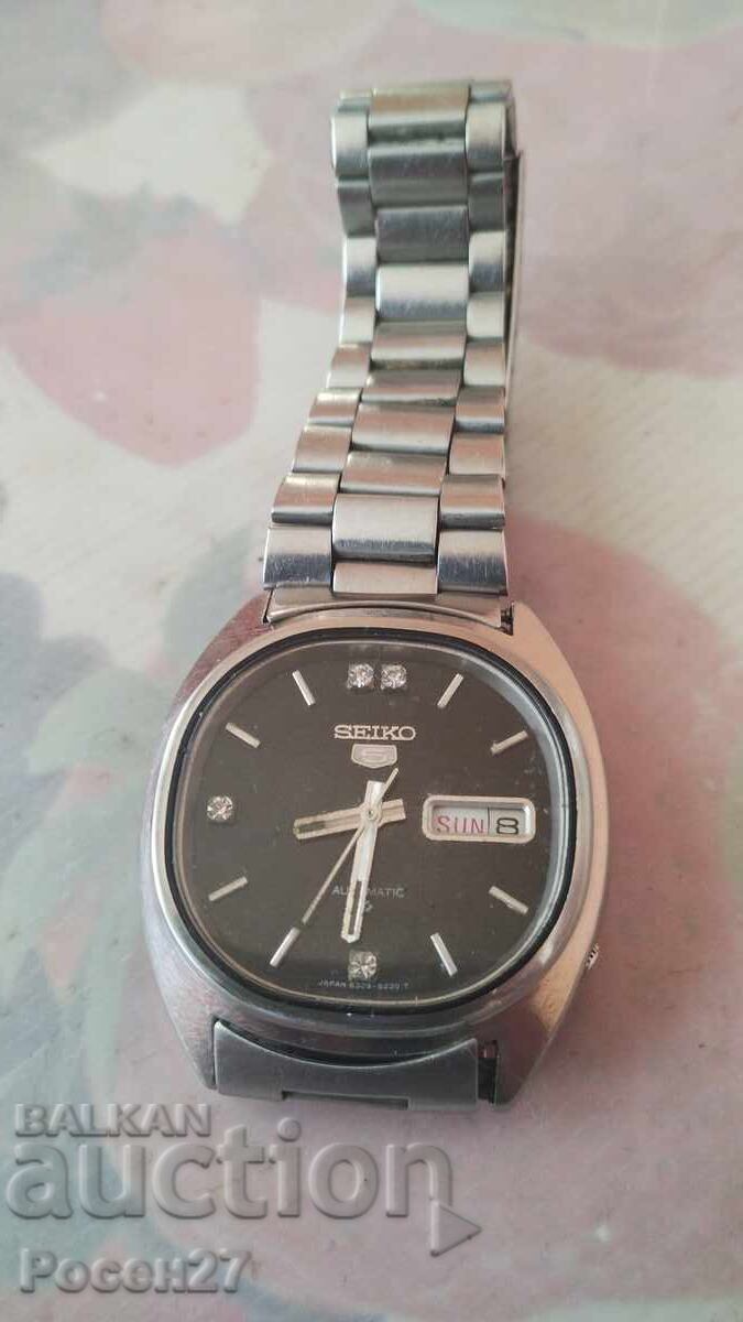 Часовник seiko5