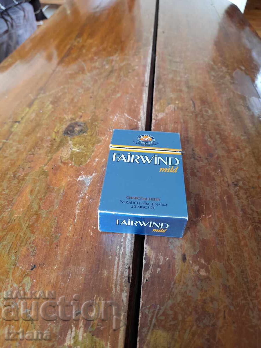 Стара кутия от цигари Fairwind