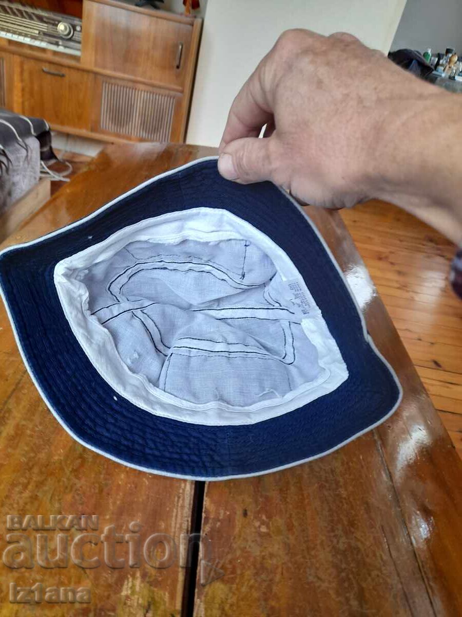 Auction  Shell Idiot Hat