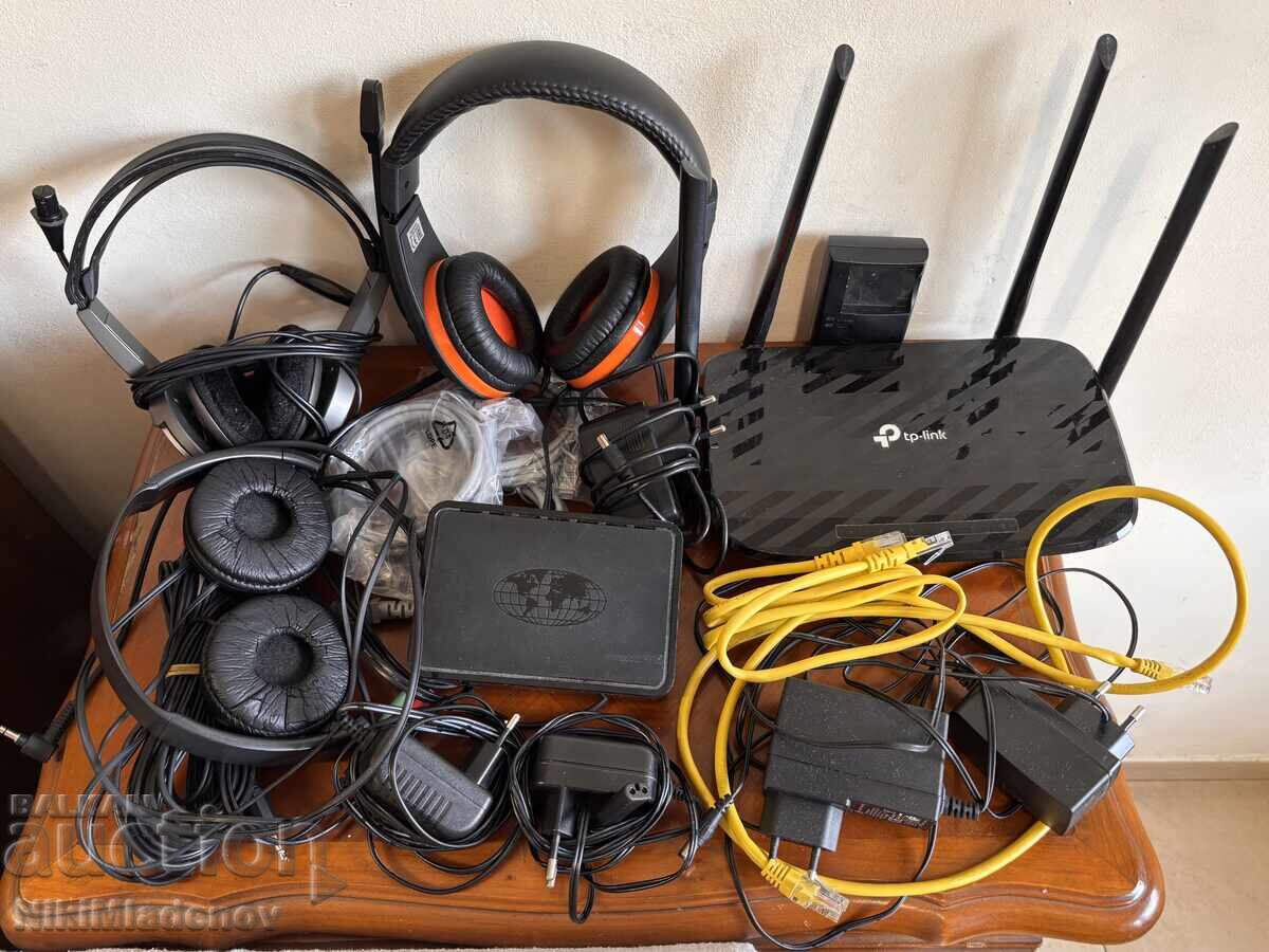 Lot de echipamente electronice, router, căști și altele, FĂRĂ PREȚ DE REZERVĂ!