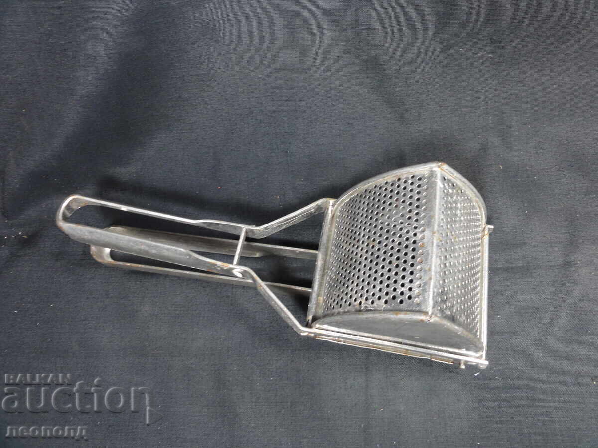 Licitație BZTS STAR RETRO APARAT DE BUCĂTĂRIE MANUAL PENTRU PRESAT CARTOFI Licitație BZTS STAR RETRO APARAT DE BUCĂTĂRIE MANUAL PENTRU PRESAT CARTOFI