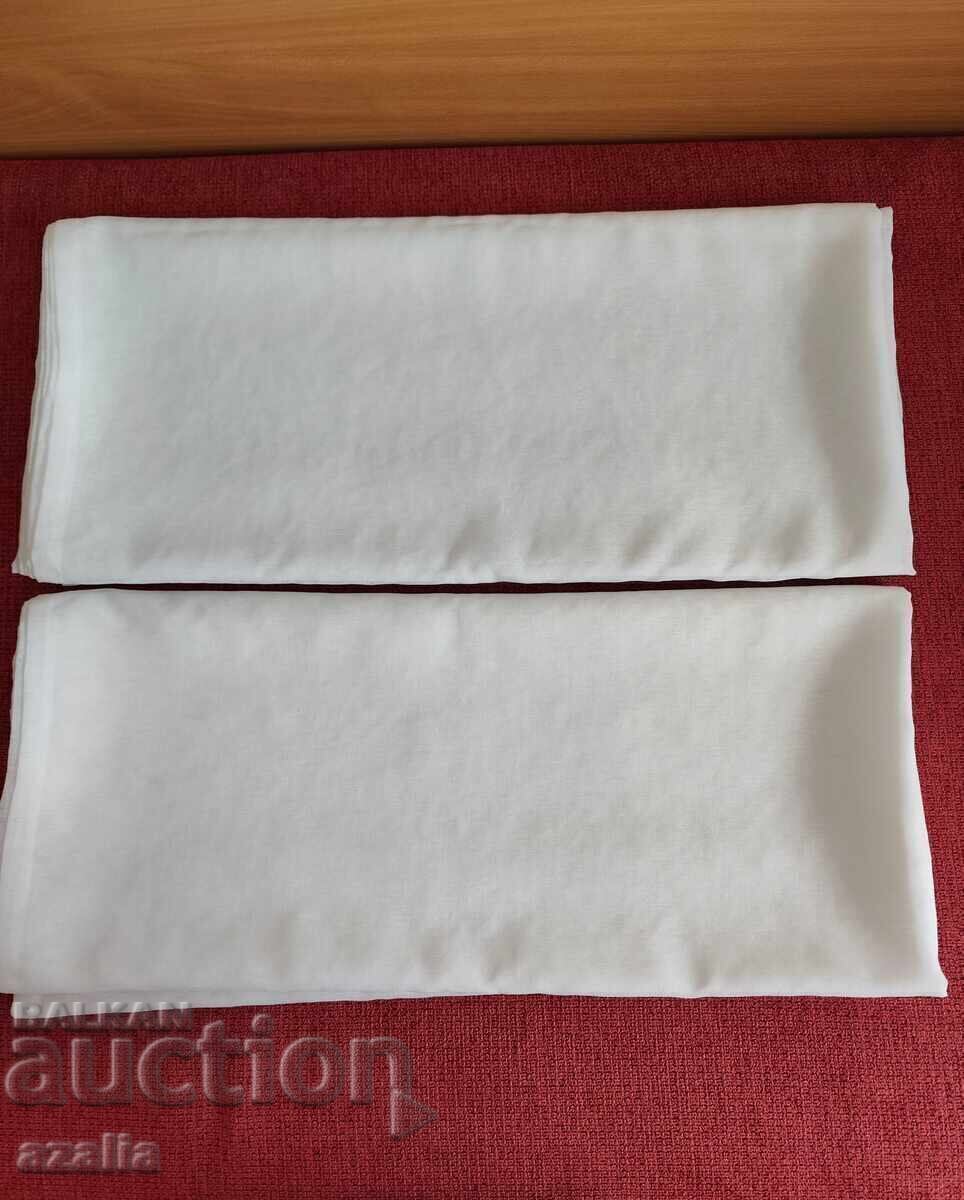 Două perdele/draperii albe noi, ideale