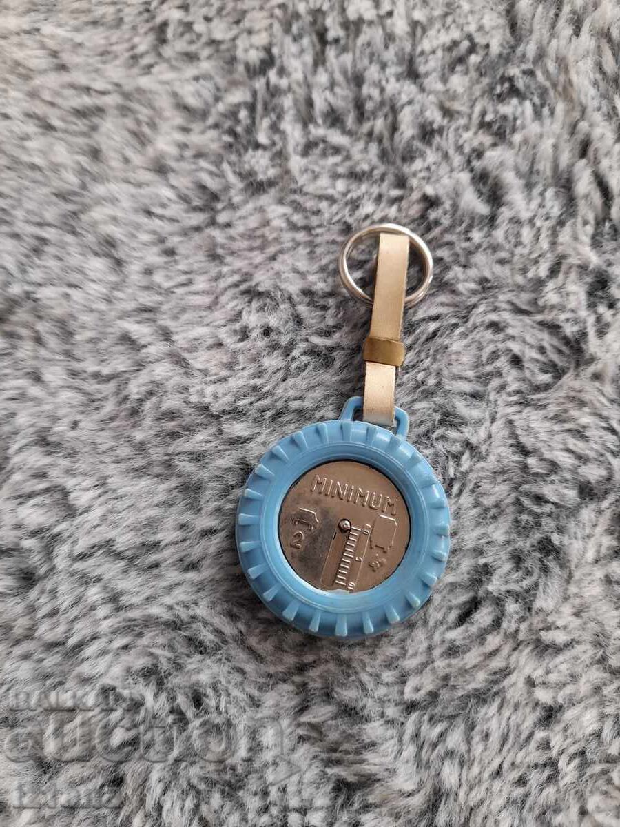 Old key holder, tread depth gauge Praha with price € 27.00 | 52.81 BGN