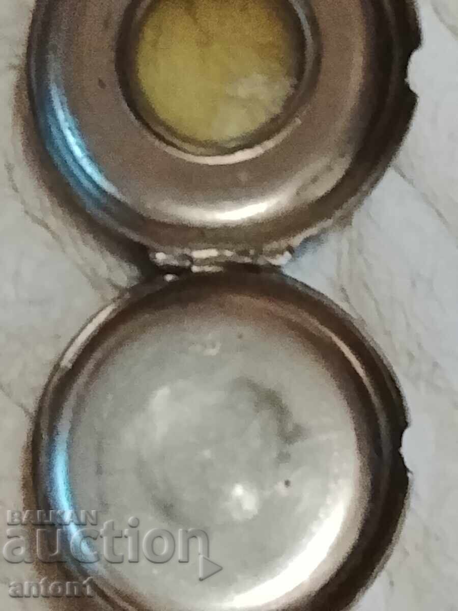 Доставка на Кутийка за часовник