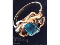 Златен пръстен 18К с син топаз