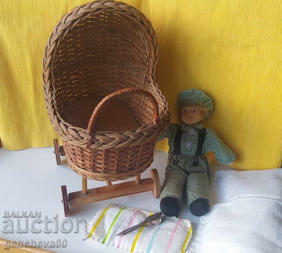 Mare cărucior ANTIC rar din răchită cu păpușă - 6