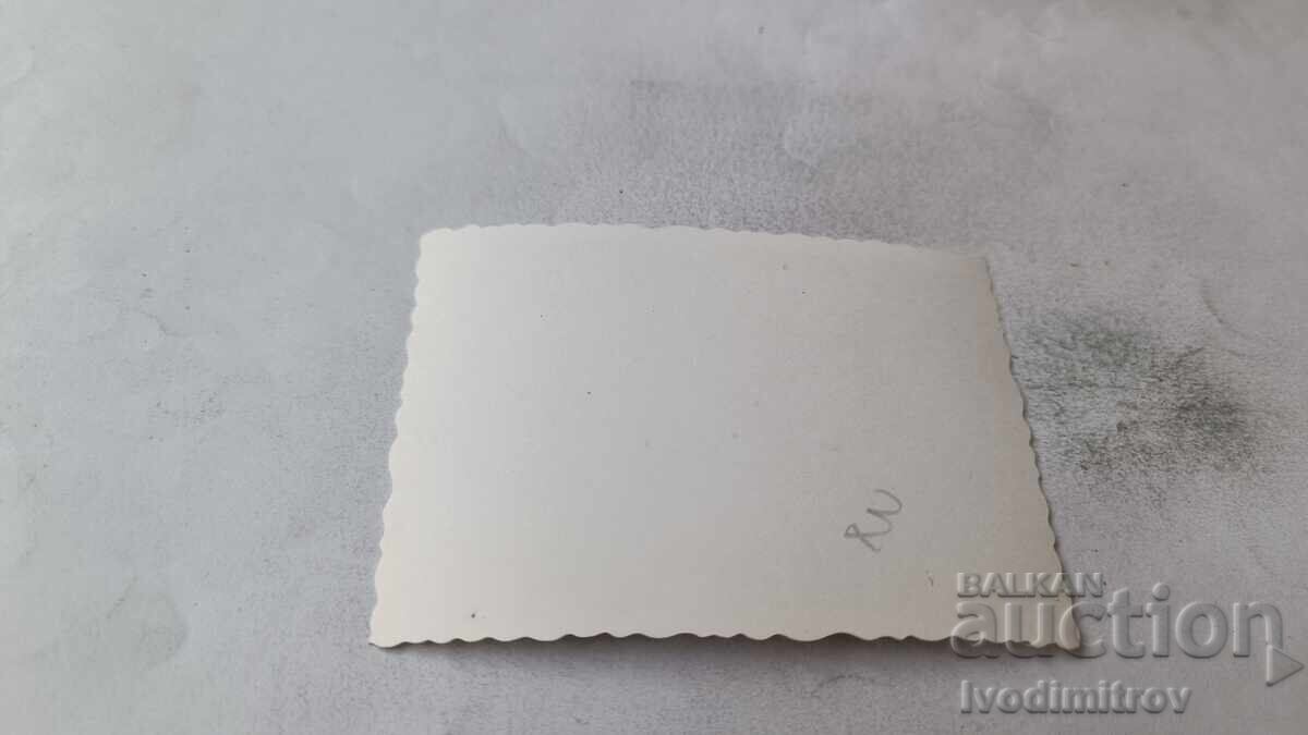 Fotografie Bărbat pe ponton cu preț € 0.88 | 1.72 BGN