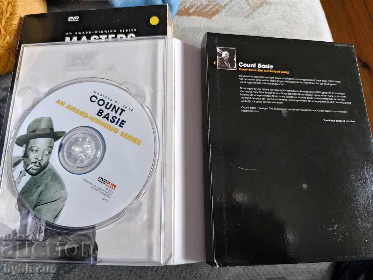 Аукцион Музикален бокс с 5 dvd jazz известни джаз изпълнители внос х