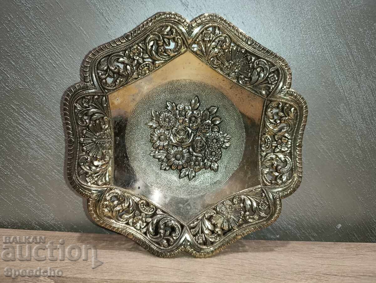 Ασημένια παλιά φρουτιέρα