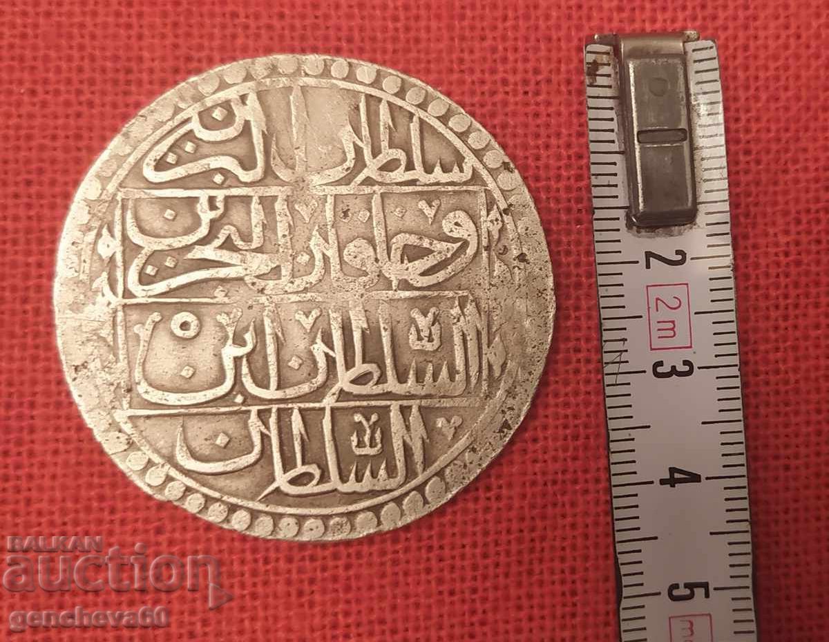 Licitație Monedă de argint otomană 100 para Selim al III-lea 1203/anul 5