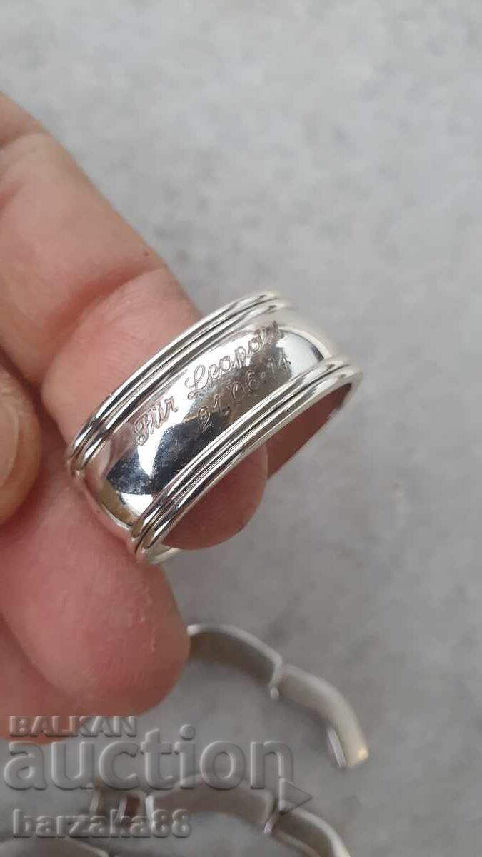 Παράδοση Ασημένιο κολιέ και άλλα Παράδοση Ασημένιο κολιέ και άλλα