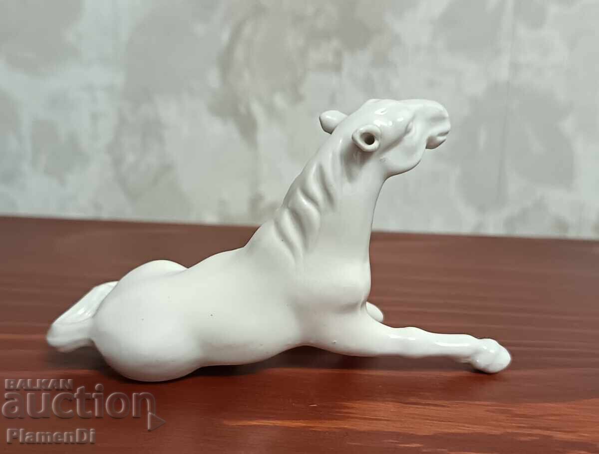 Аукцион Порцеланова фигурка, статуетка Аукцион Порцеланова фигурка, статуетка