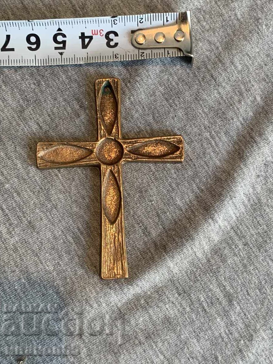 Δημοπρασία χάλκινος σταυρός