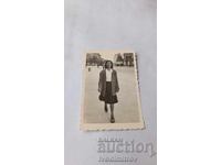 Φωτογραφία Σοφία Νεαρό κορίτσι σε έναν περίπατο