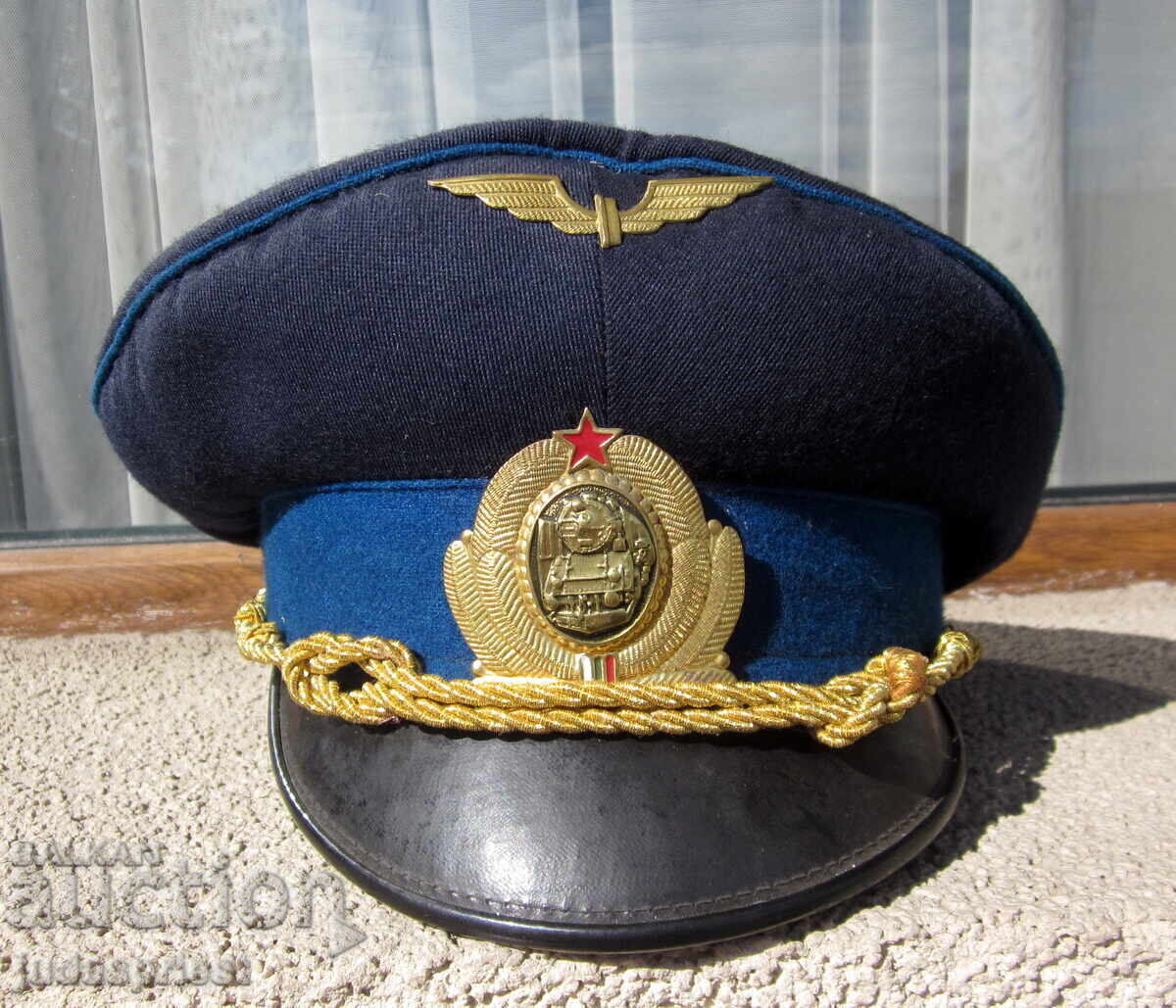 Българска ЖП железничарска шапка фуражка с кокарда от соца