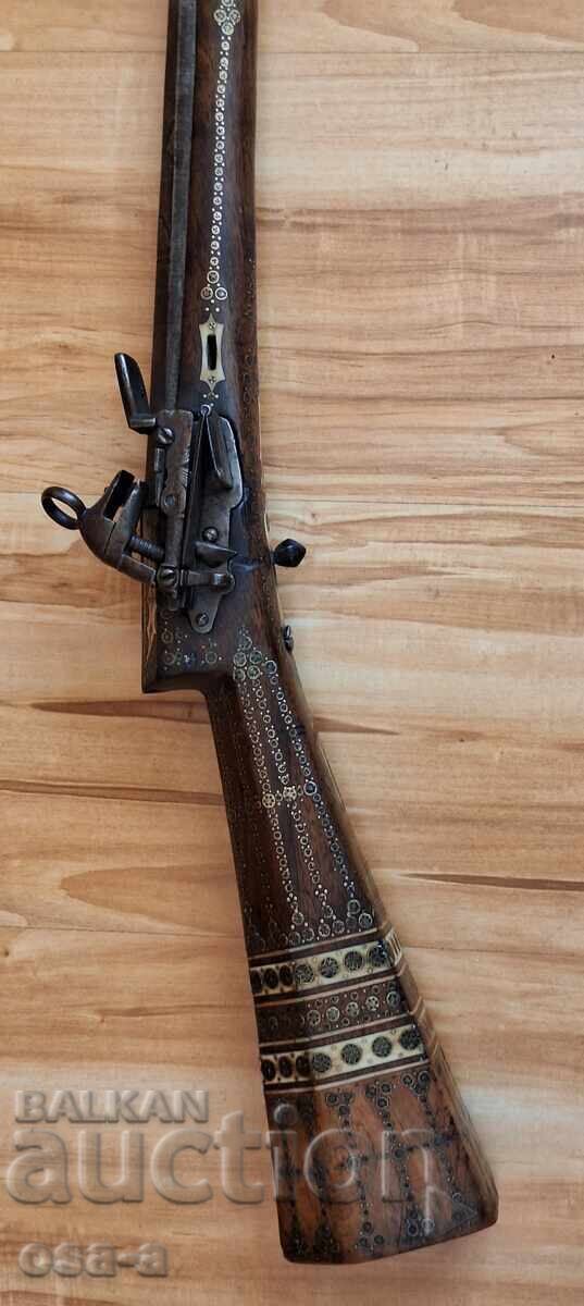 Pistol de șașlik, pușcă de luptă, pistol cu preț € 6000.00 | 11735.02 BGN