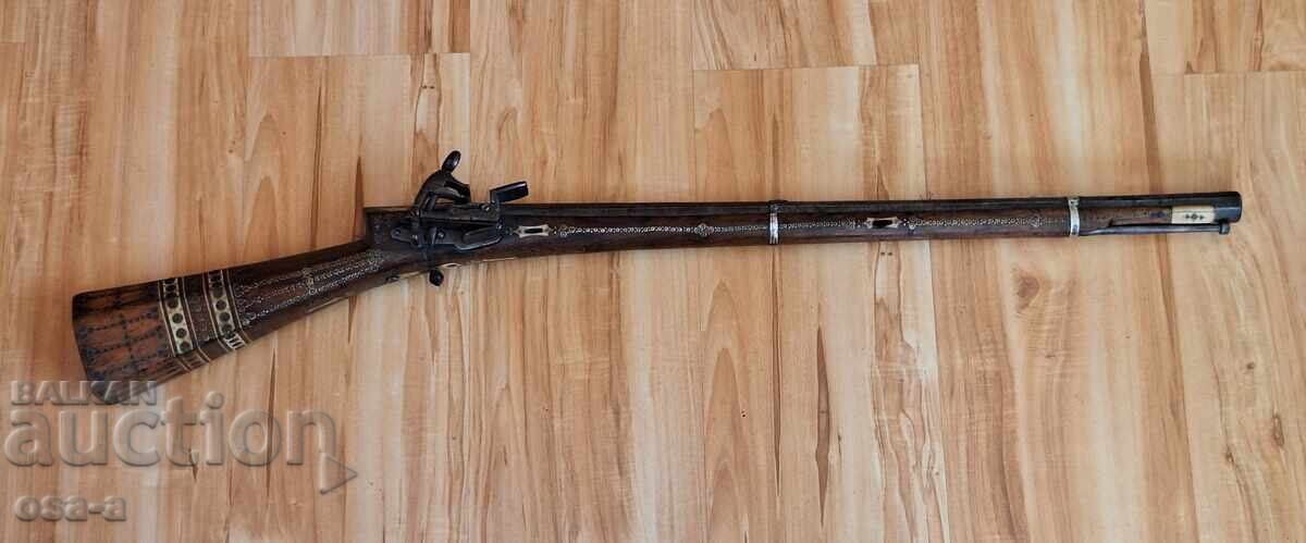 Pistol de șașlik, pușcă de luptă, pistol