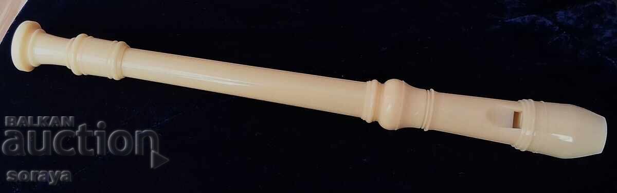 Flaut vechi pentru copii cu husă Flaut vechi pentru copii cu husă