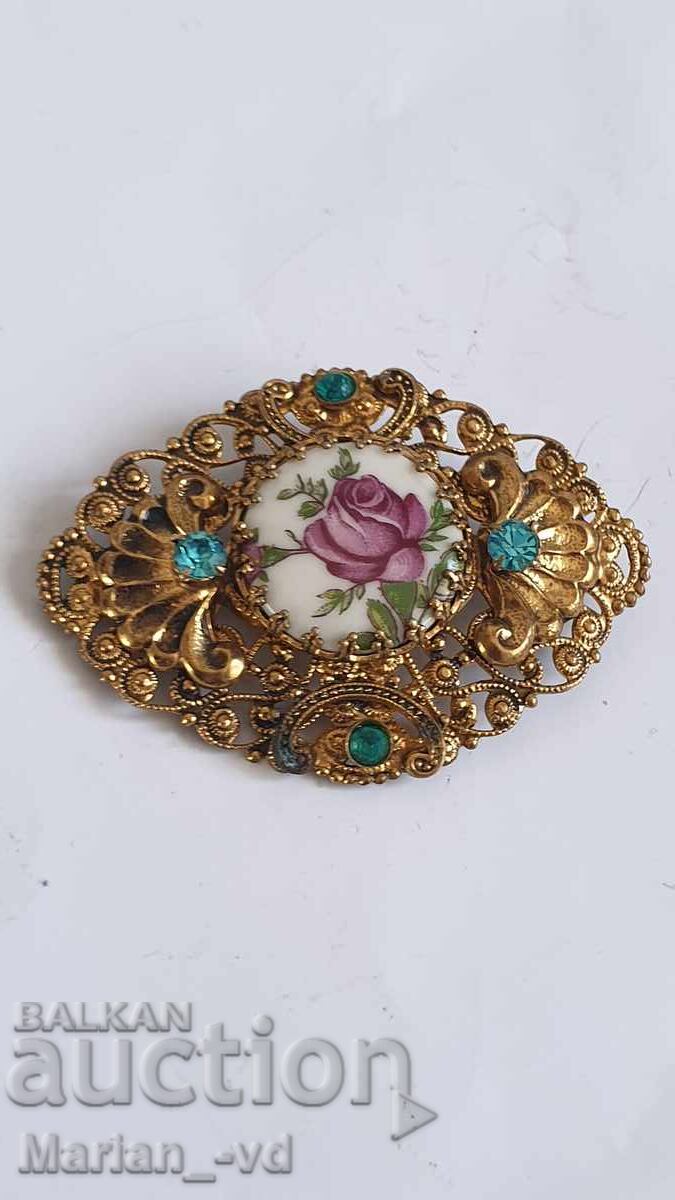 Vintage Porcelain CCCP Brooch Vintage Porcelain CCCP Brooch