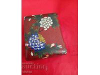 Αντίκα κουτί κοσμημάτων, κλαζονέ