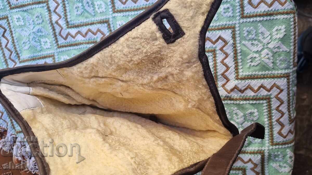 Livrarea Pălărie militară veche. Bonetă de iarnă parașută