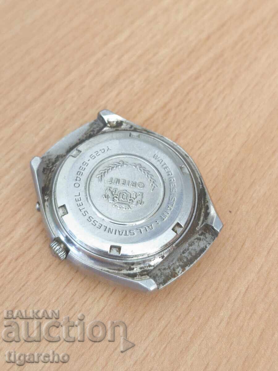 Livrarea Ceasul Orient