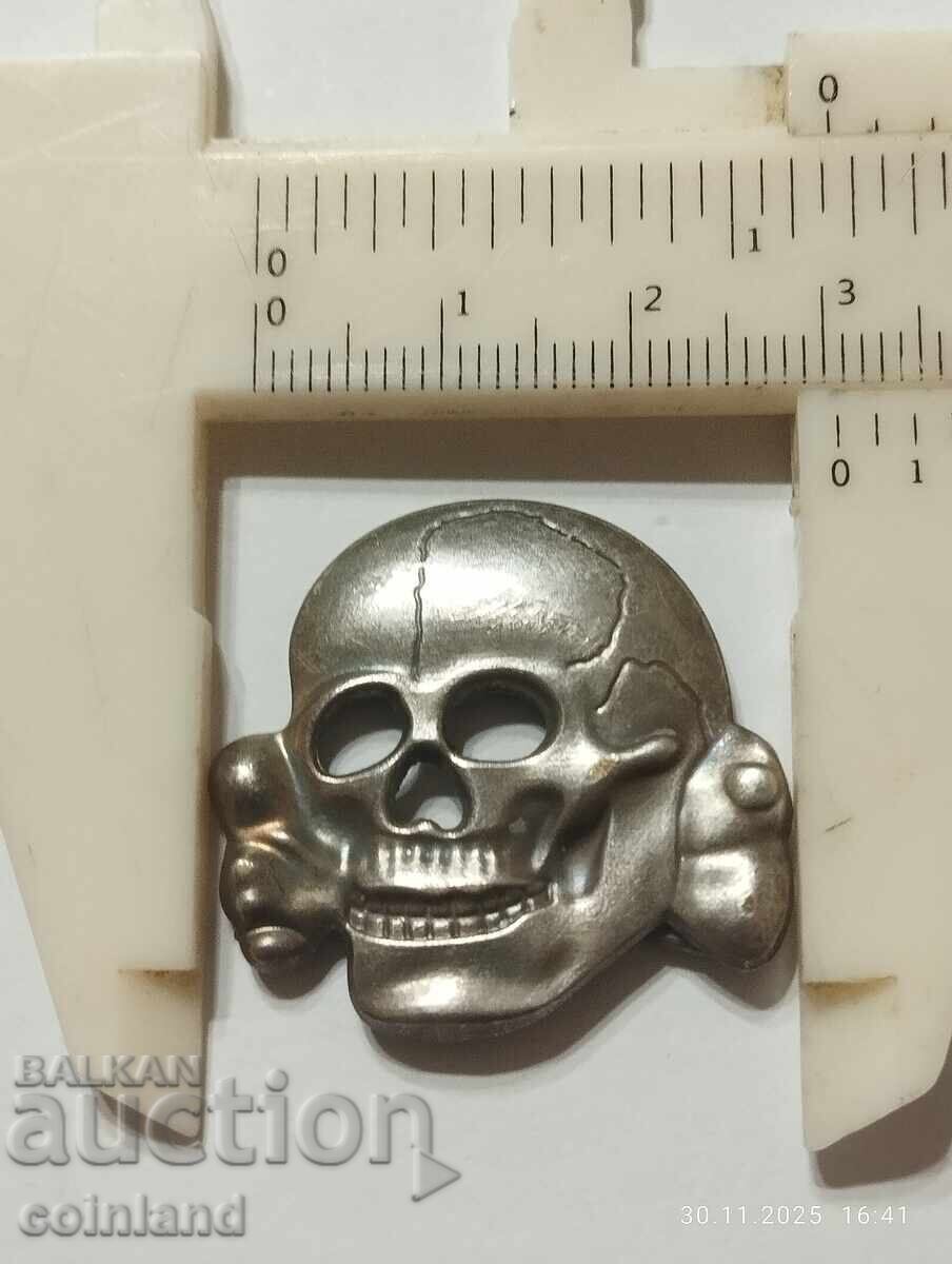 Livrarea Insigna nazistă germană SS Totenkopf REPLICĂ REPRODUCERE