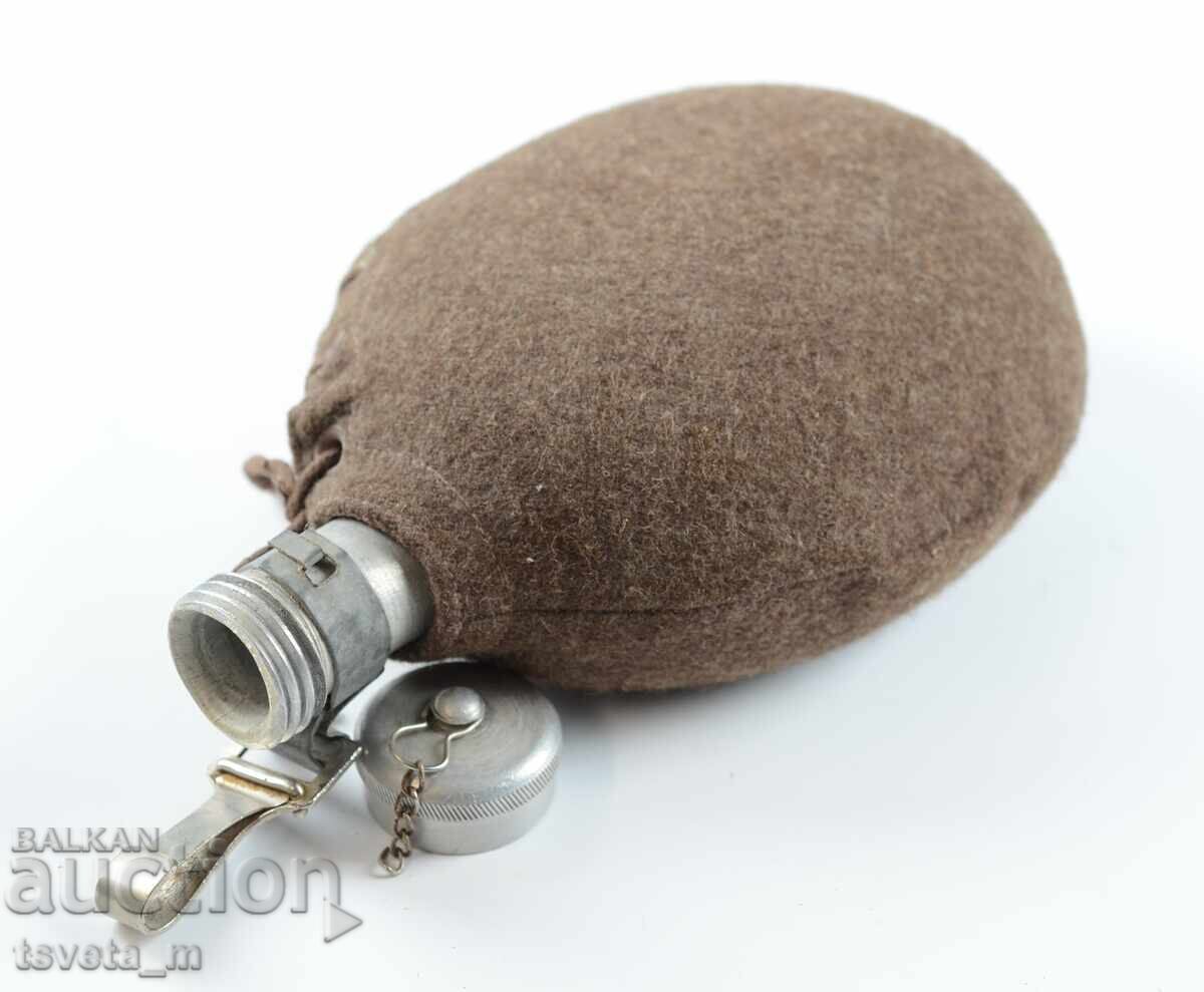 Δημοπρασία Στρατιωτικό παγούρι με μάλλινο κάλυμμα