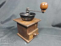 ΠΑΛΙΟ ΡΕΤΡΟ ΞΥΛΙΝΟ ΜΥΛΟΣ ΚΑΦΕ ΜΕ ΧΕΙΡΟΚΙΝΗΤΟ ΜΥΛΟ ΚΑΦΕ