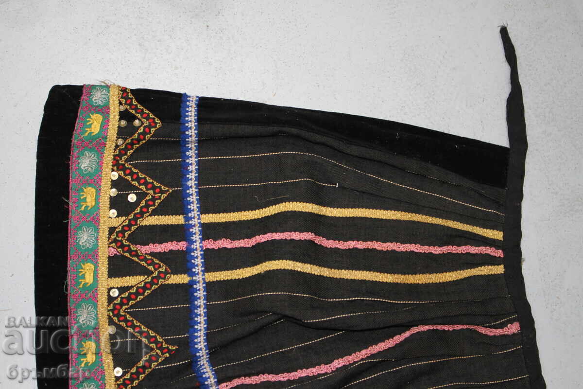 Детски пищимал, бръчник, задна престилка с кадифе с цена € 20.00 | 39.12 лв.