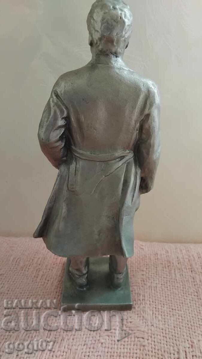 Delivery of Statue sculpture Sergei Kirov Delivery of Statue sculpture Sergei Kirov