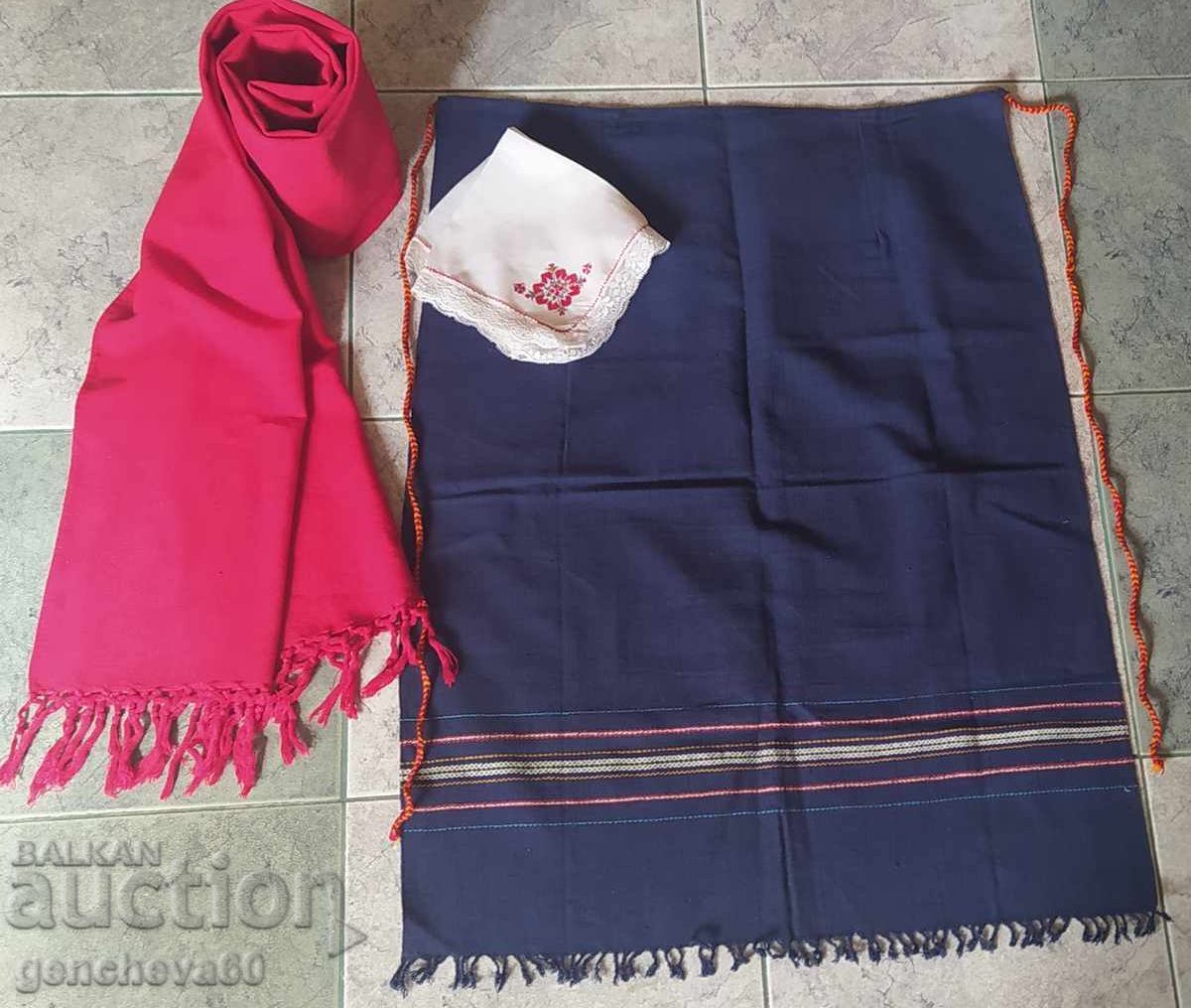 Livrarea Centură roșie, șorț și batic/costum popular