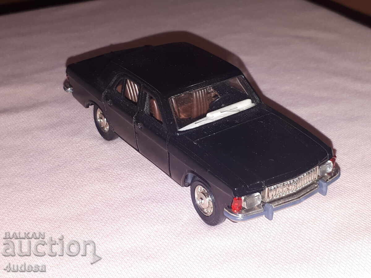 Model Volga GAZ 3102 1:43 Fabricat în URSS USSR