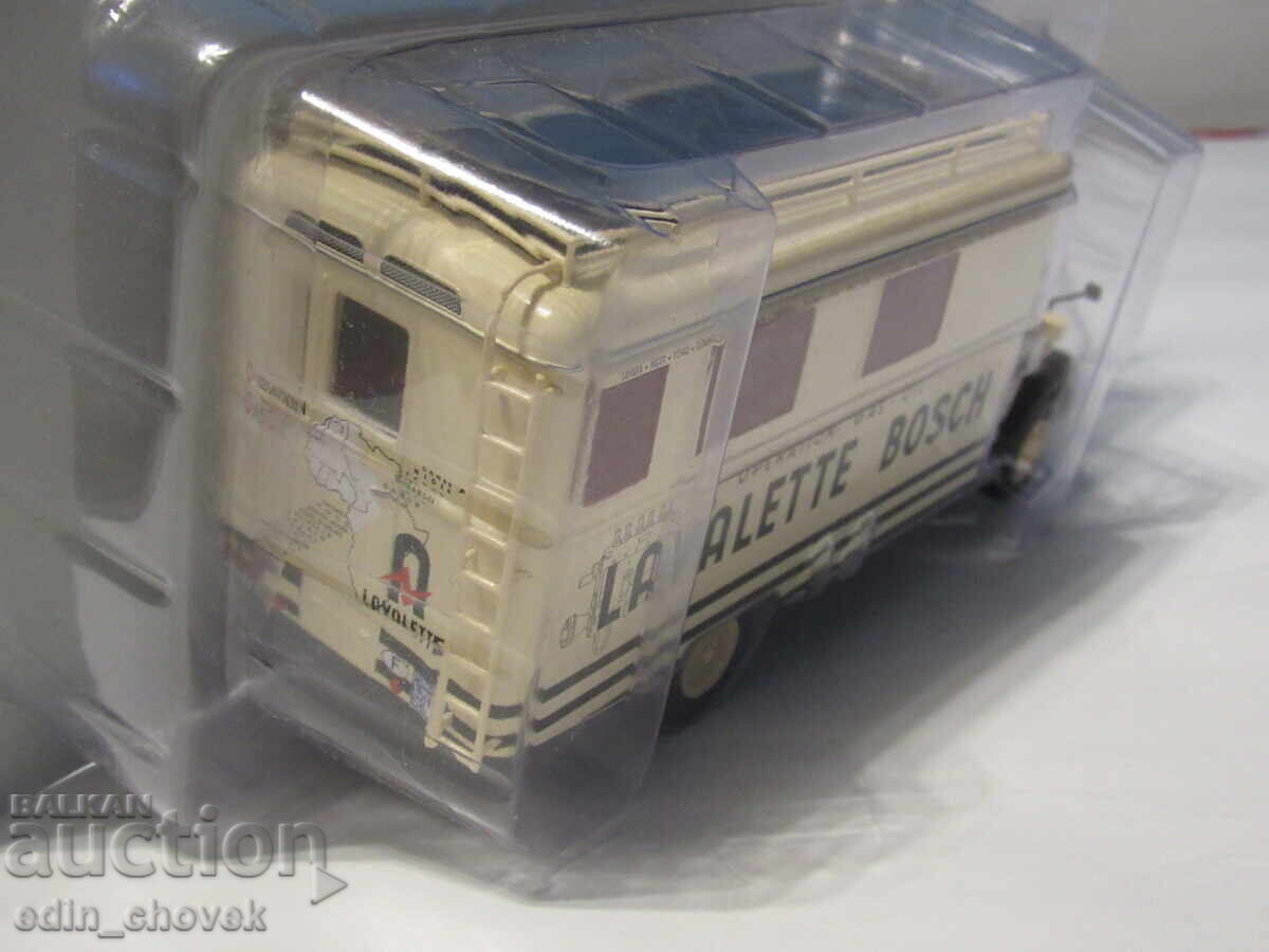 Auction 1/43 Hachette/IXO metal collector's car/truck Auction 1/43 Hachette/IXO metal collector's car/truck