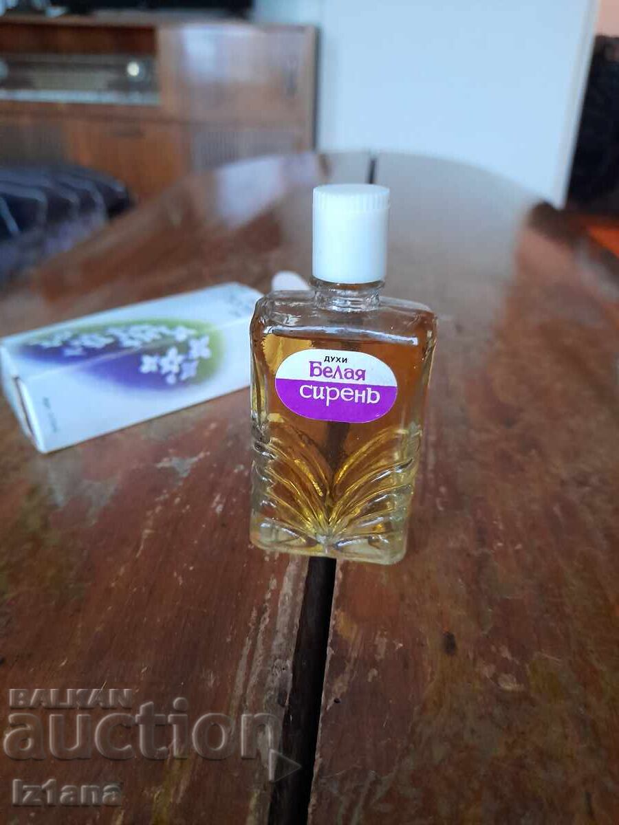 Delivery of Old Cologne White Lilac