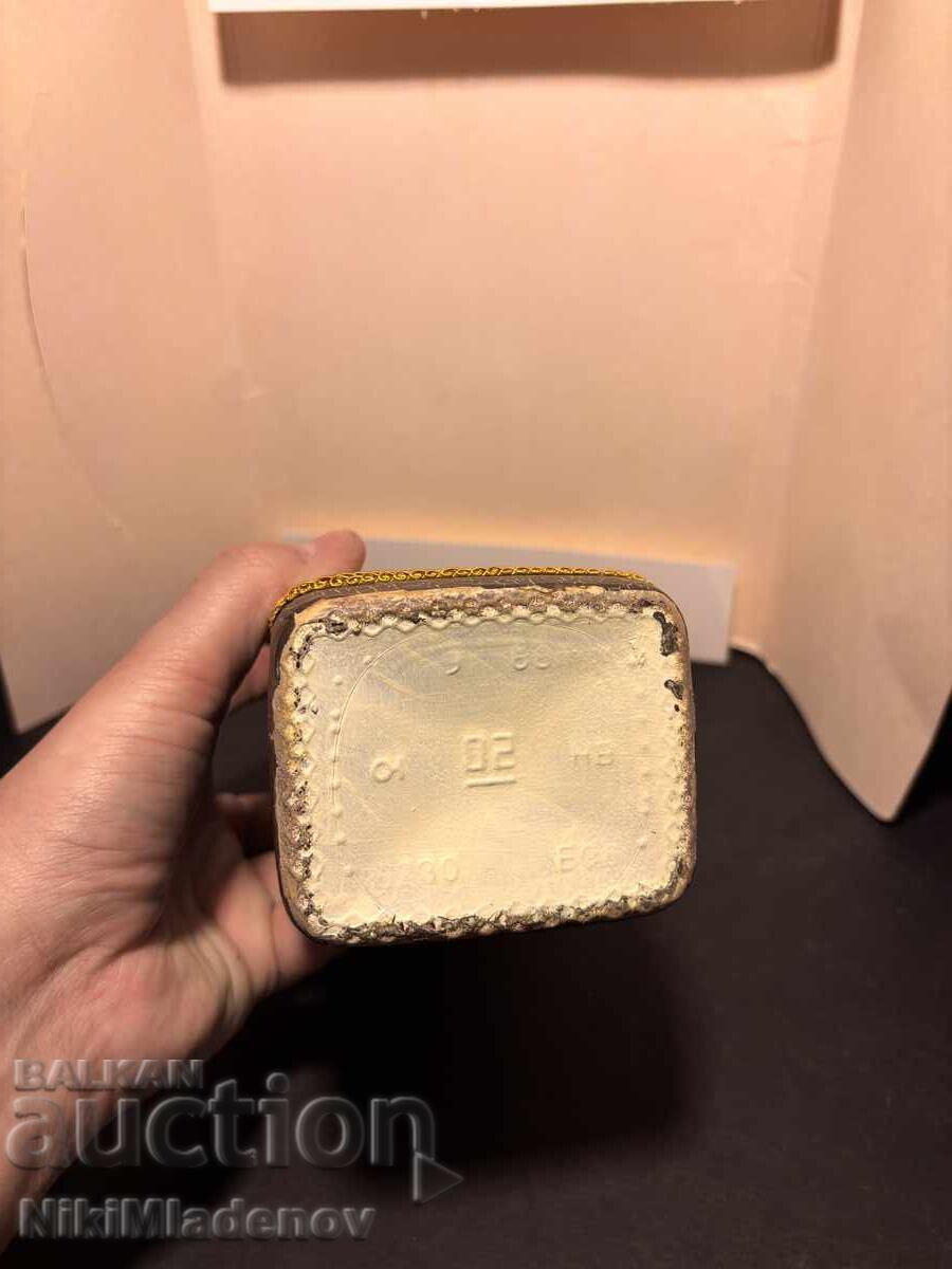 Rŭchno risuvana butilka za uiski, 700ml - 5