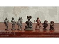 Lot de 7 bucăți figurine metalice